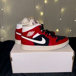 Jordan 1 mid- gym red black